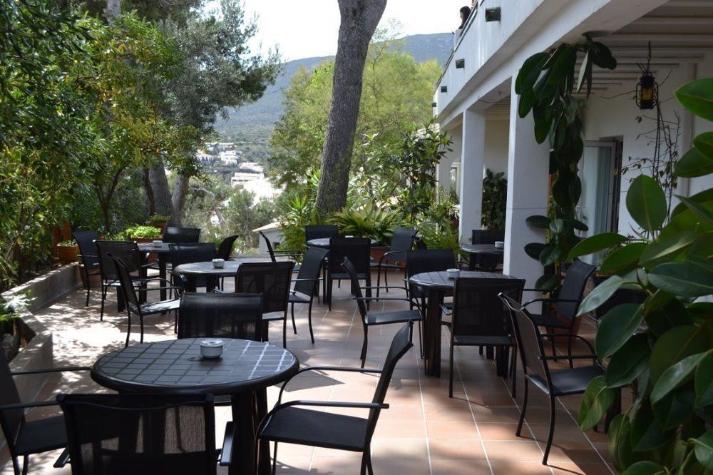 S'aguarda 3* Cadaqués